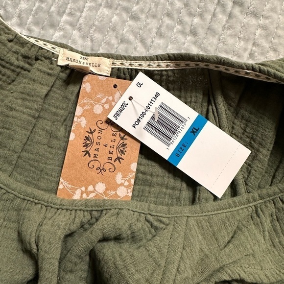 MASON & BELLE‎ Green Top Sz XL NWT - Picture 4 of 5